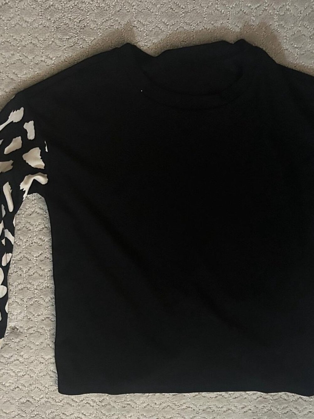 Knit top with Black and White nylon sleeves - Picture 2 of 4